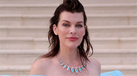 milla jovovich booty|Milla Jovovich Body Measurements Height Weight Bra Size。